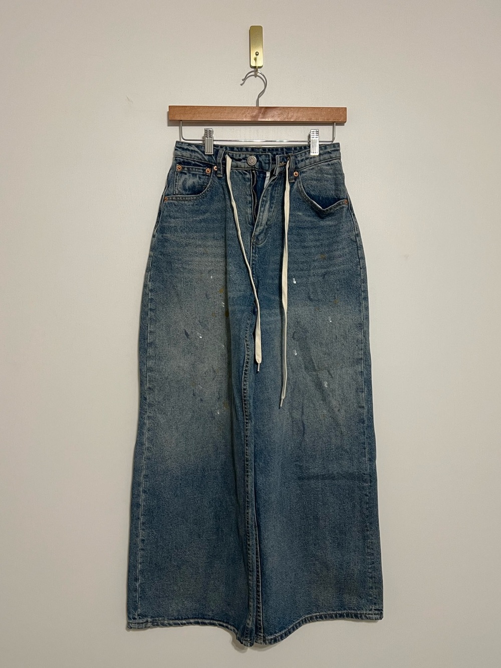 Women's Wide-Leg Denim Shoe-String Paint Smudged Jeans